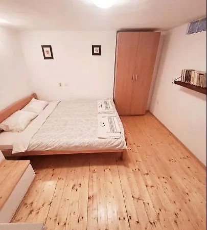 Sun & Moon Apartment